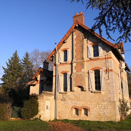 Maison La Demi-Lune Boulleret Exterior photo